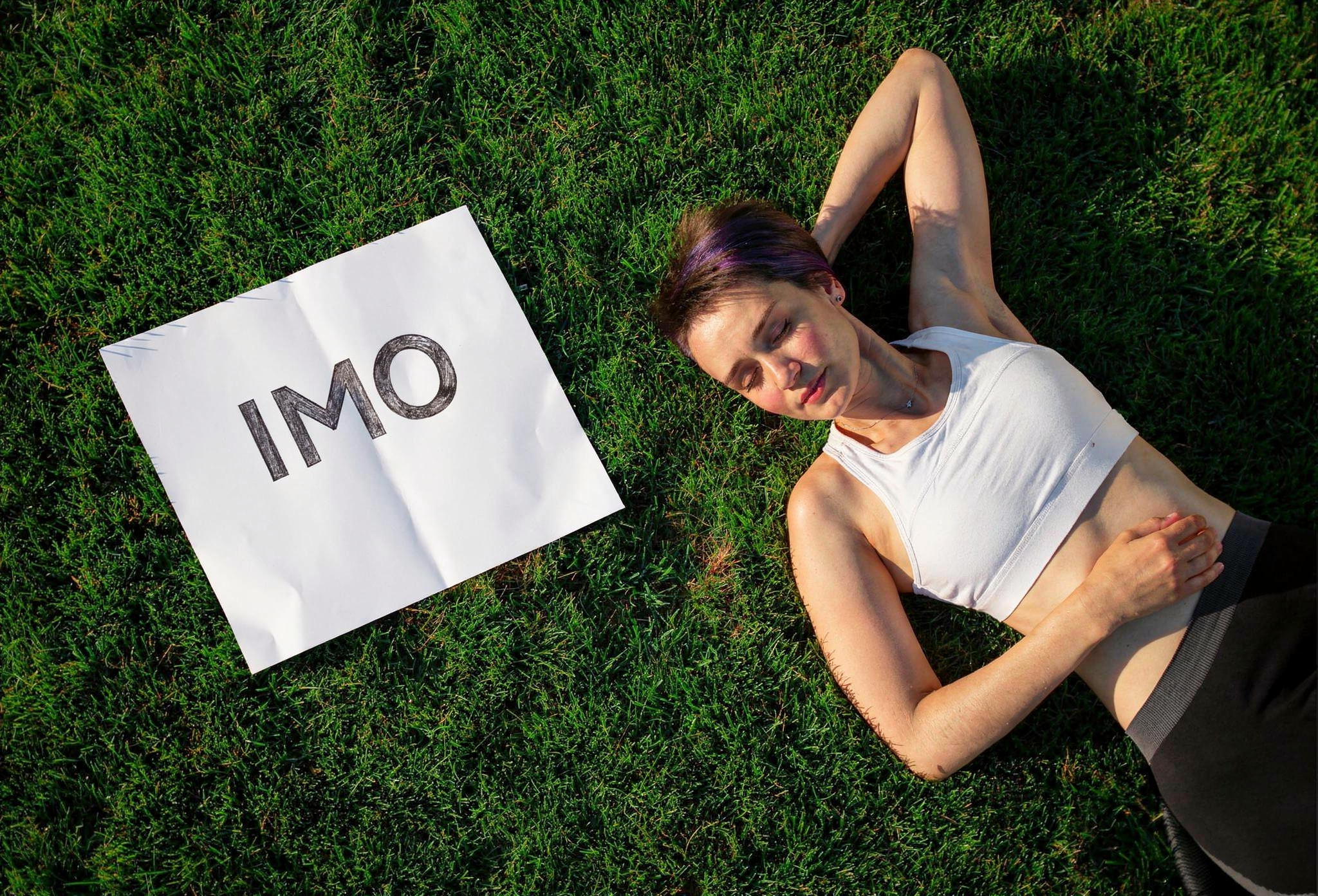 IMO – co to jest, jakie daje objawy i czym różni się od SIBO?